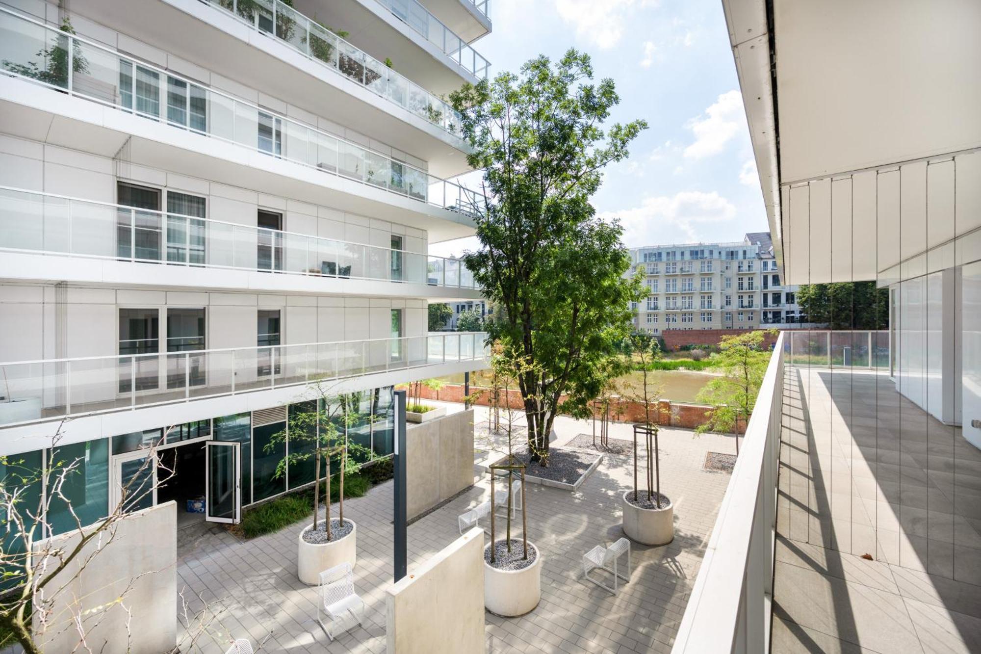 Elegant Apartment With Balcony By The Oder River In Wroclaw By Renters Prestige エクステリア 写真